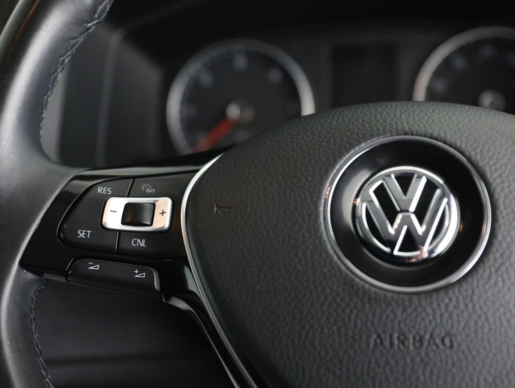 Used Volkswagen Transporter 2019 for sale - 77673713: Photo 22