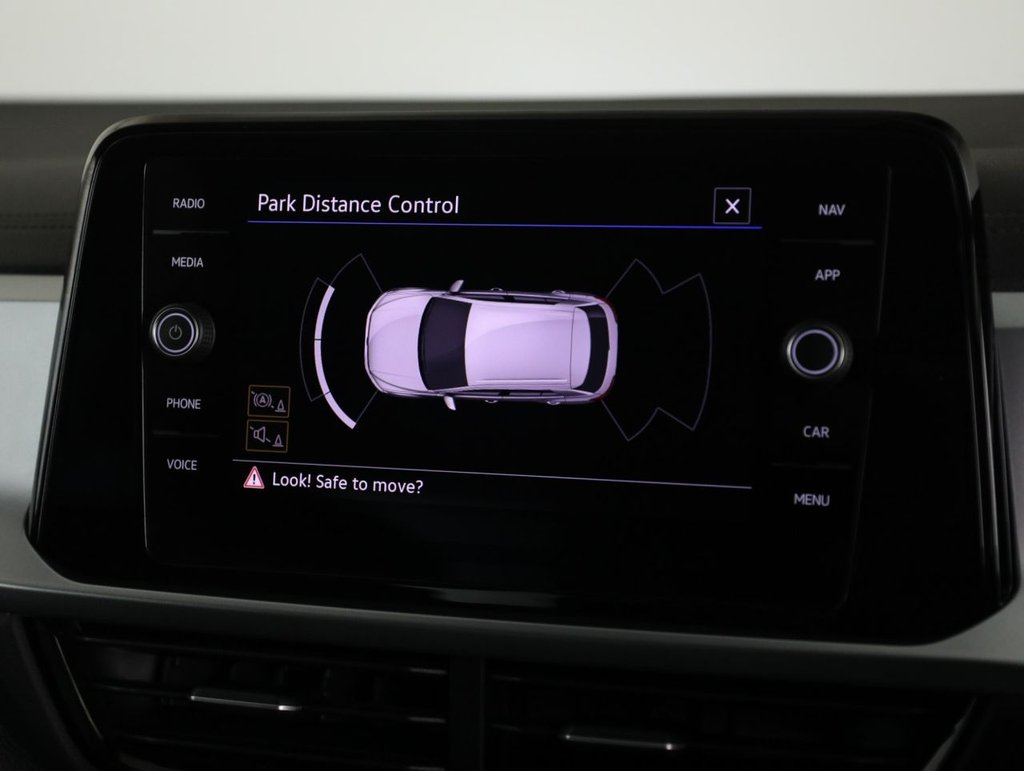 Used Volkswagen T-Roc 2022 for sale - 77052211: Photo 25