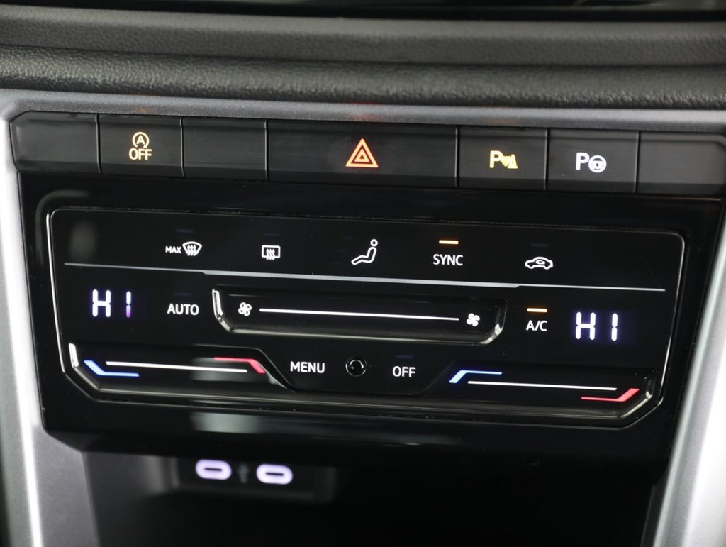 Used Volkswagen T-Roc 2022 for sale - 77052211: Photo 27