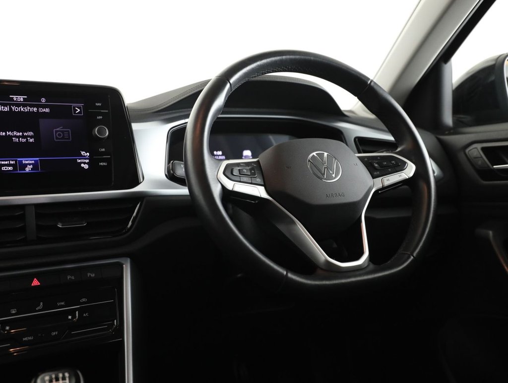 Used Volkswagen T-Roc 2022 for sale - 77052211: Photo 34