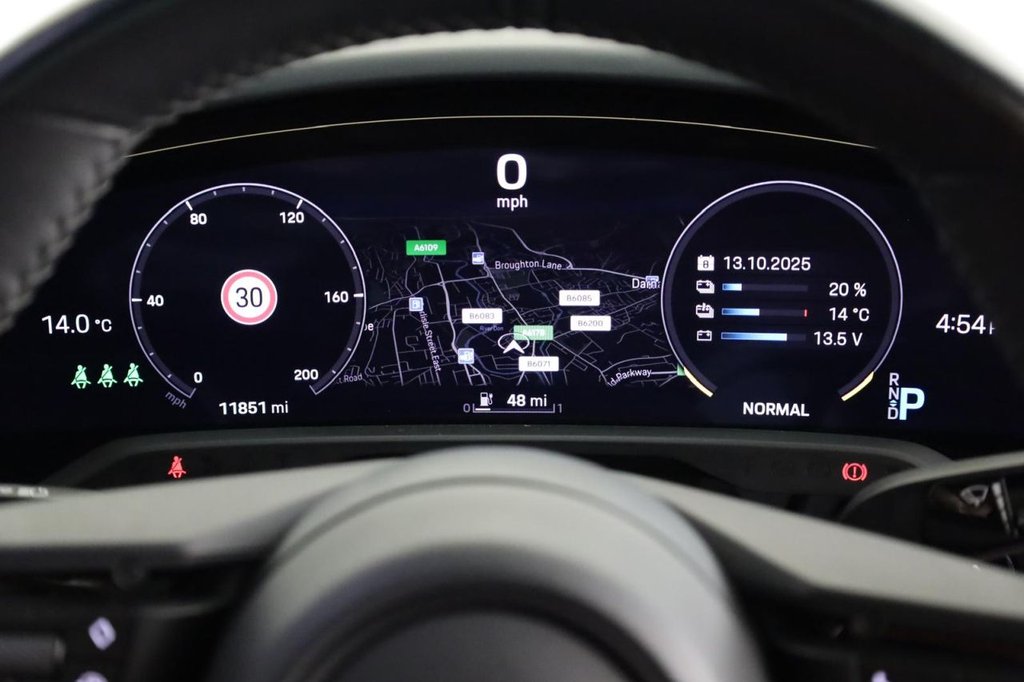 Used Porsche Taycan 2022 for sale - 76261443: Photo 23