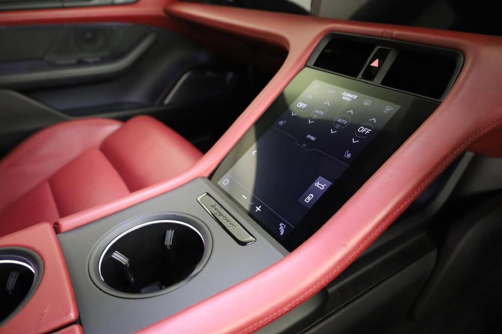 Used Porsche Taycan 2022 for sale - 76261443: Photo 24