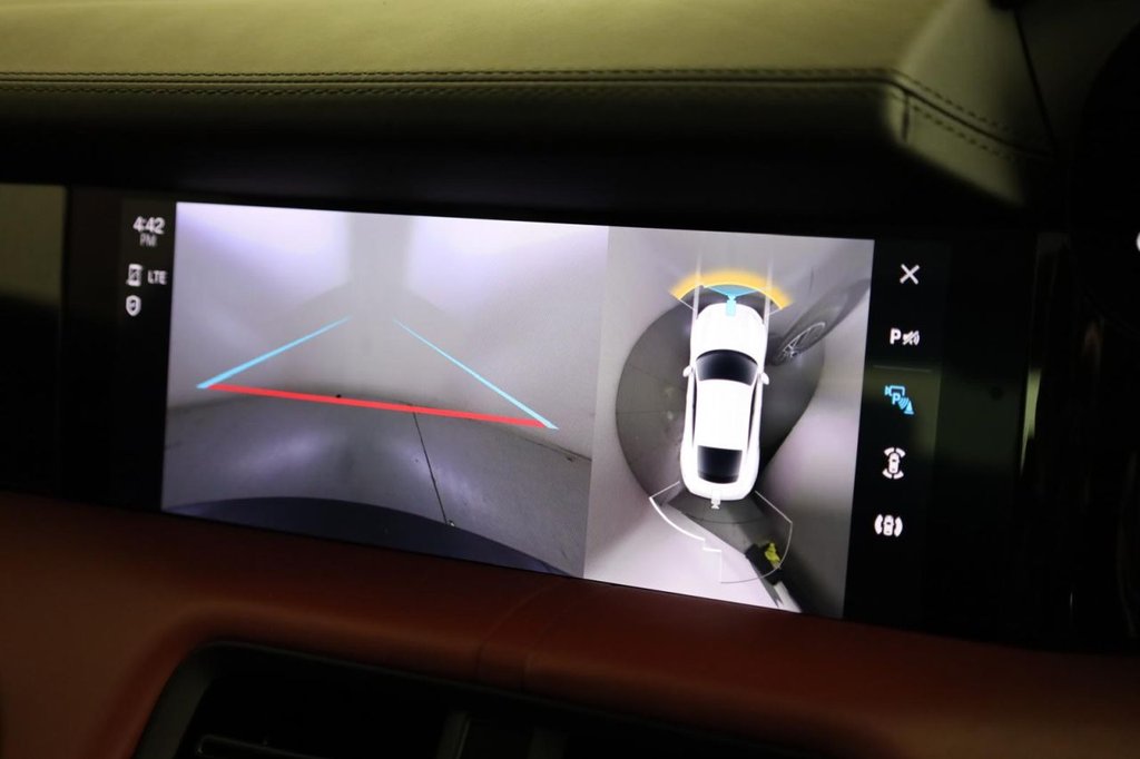 Used Porsche Taycan 2022 for sale - 76261443: Photo 29