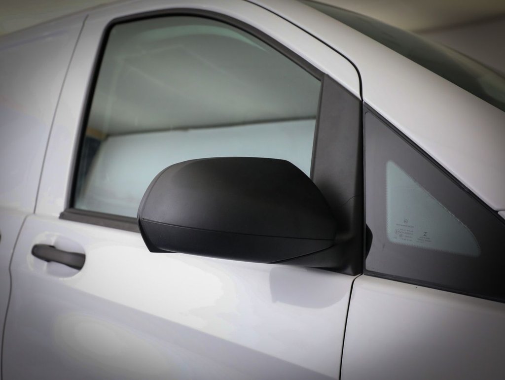 Used Mercedes-Benz Vito 2021 for sale - 77673506: Photo 9