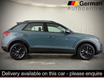 Used Volkswagen T-Roc 2023 for sale - 78563248: Photo