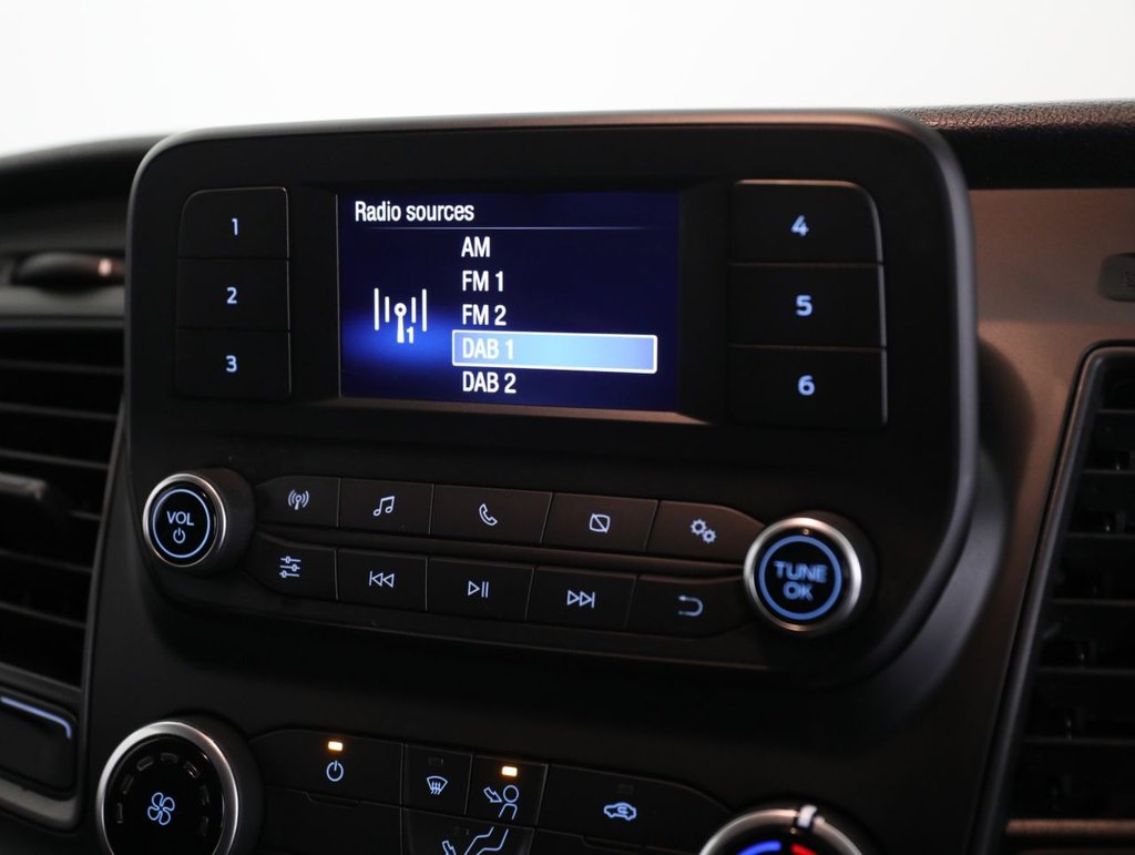 Used Ford Transit Custom 2020 for sale - 76154519: Photo 23