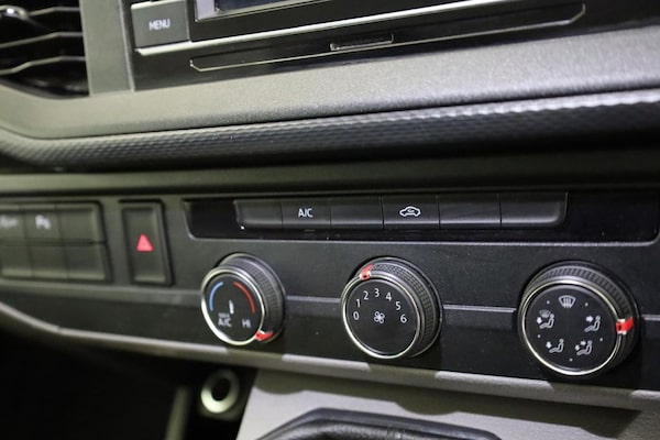 Used Volkswagen Transporter 2022 for sale - 76274058: Photo 24