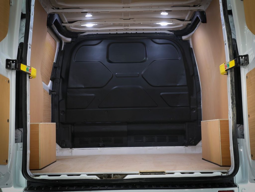 Used Ford Transit Custom 2021 for sale - 77307306: Photo 16