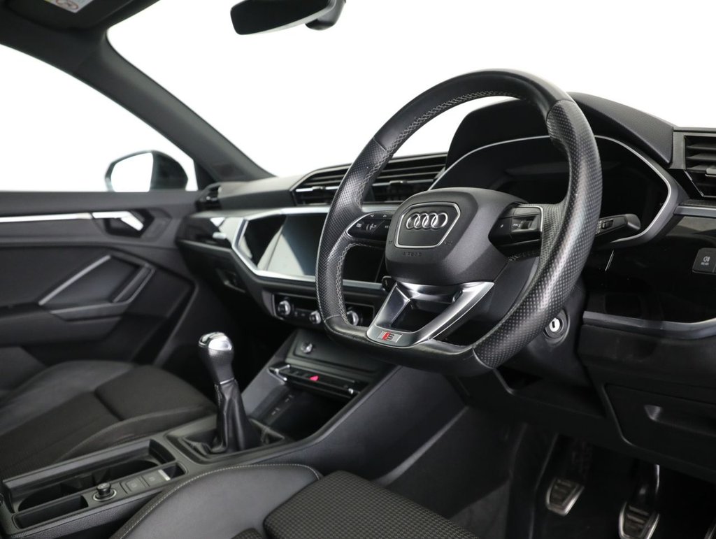 Used Audi Q3 2022 for sale - 76501094: Photo 32