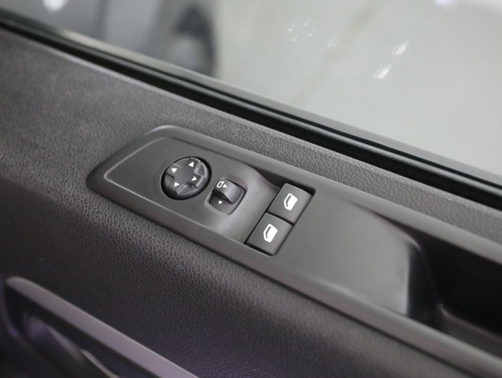 Used Peugeot Traveller 2020 for sale - 78022057: Photo 40