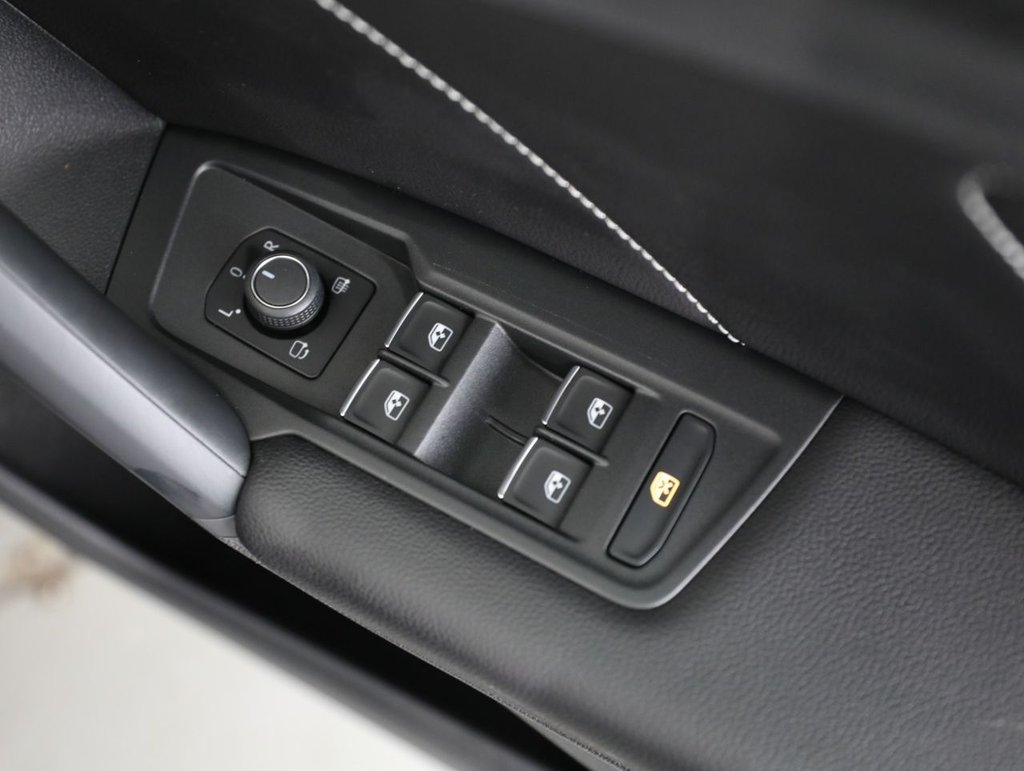 Used Volkswagen Tiguan 2022 for sale - 76966193: Photo 28