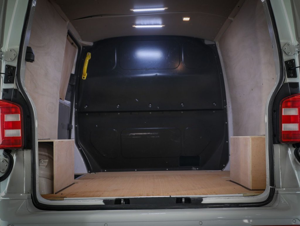 Used Volkswagen Transporter 2019 for sale - 77451518: Photo 16