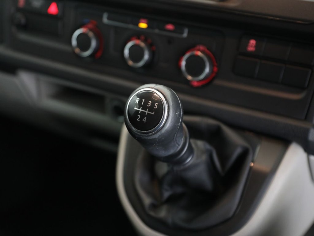 Used Volkswagen Transporter 2019 for sale - 77451518: Photo 23