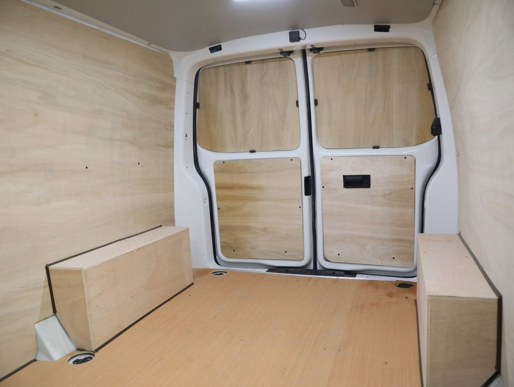 Used Volkswagen Transporter 2019 for sale - 77451518: Photo 40