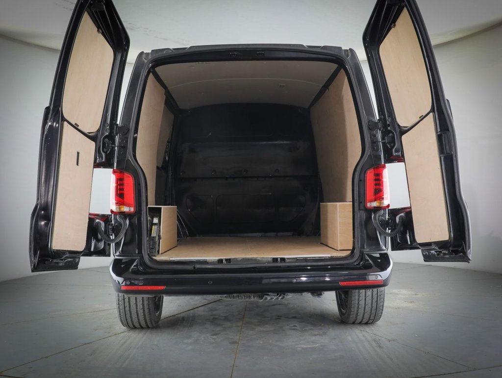 Used Volkswagen Transporter 2023 for sale - 77680575: Photo 14