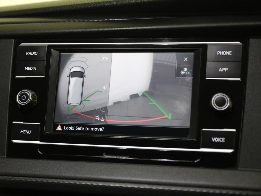 Used Volkswagen Transporter 2023 for sale - 77680575: Photo 24