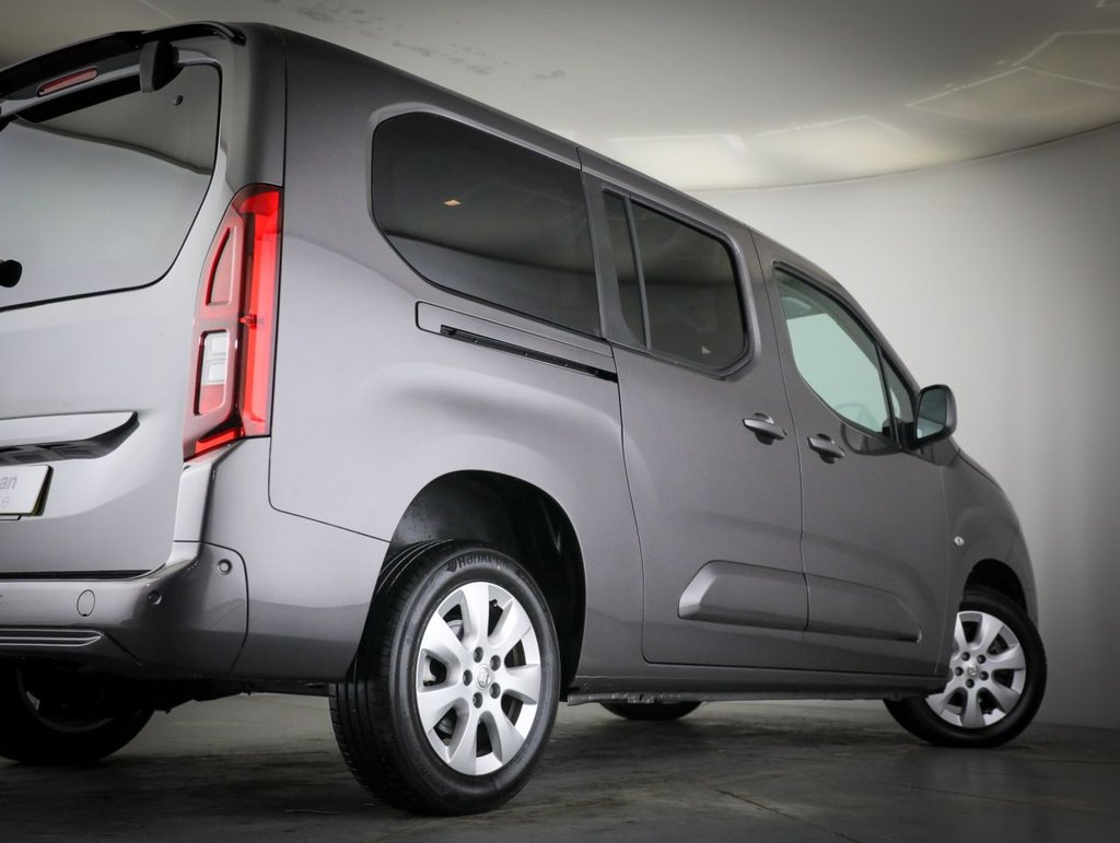 Used Vauxhall Combo Life 2022 for sale - 76927582: Photo 11