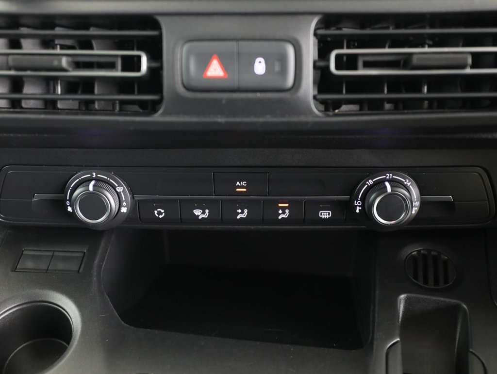 Used Vauxhall Combo Life 2022 for sale - 76927582: Photo 33