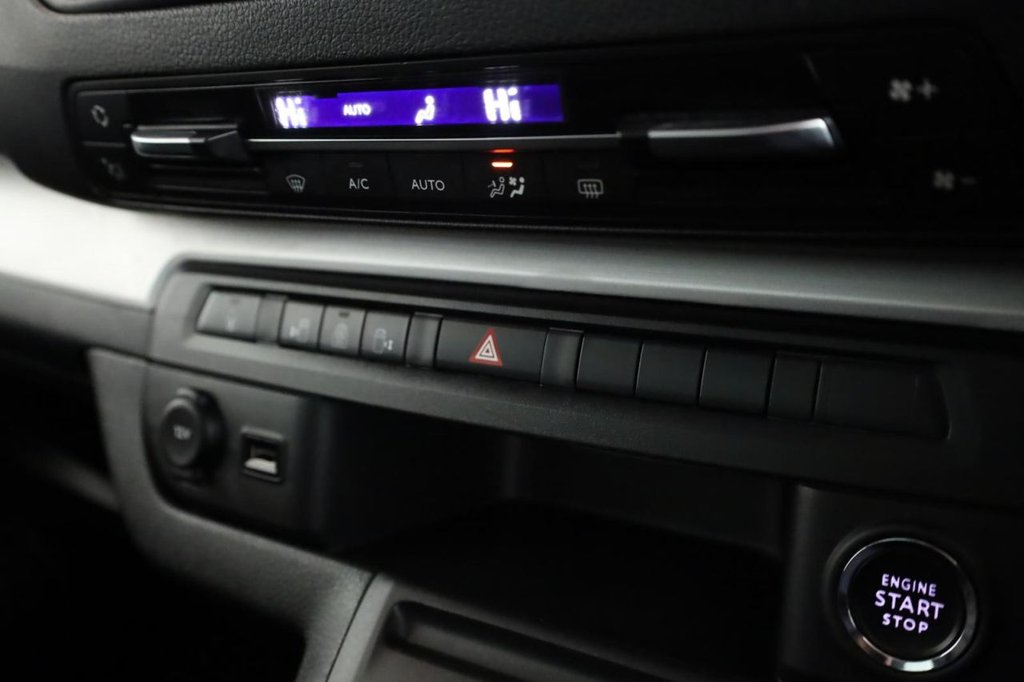 Used Peugeot Traveller 2020 for sale - 76745042: Photo 37