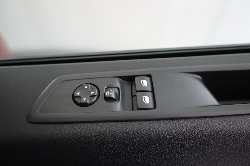 Used Peugeot Traveller 2020 for sale - 76745042: Photo 41