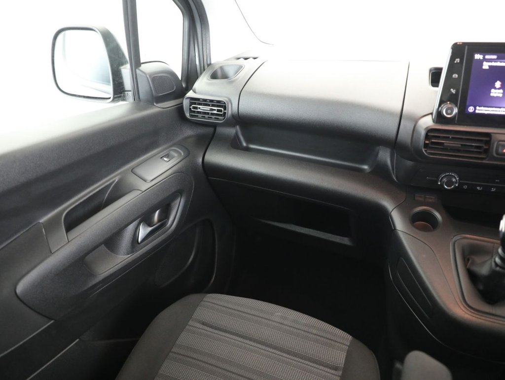 Used Vauxhall Combo Life 2022 for sale - 76586604: Photo 31