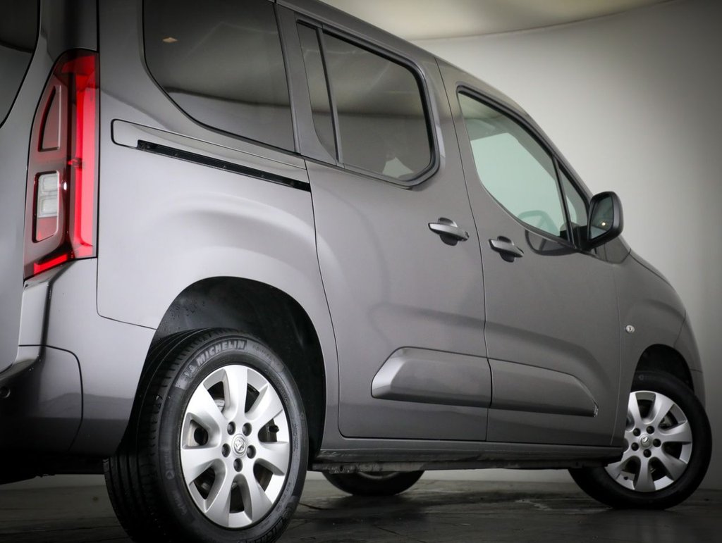 Used Vauxhall Combo Life 2022 for sale - 76586604: Photo 9