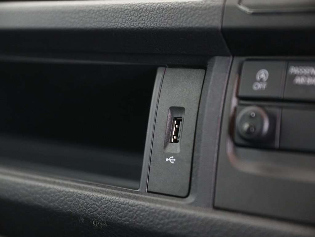 Used Volkswagen Transporter 2019 for sale - 77558057: Photo 29