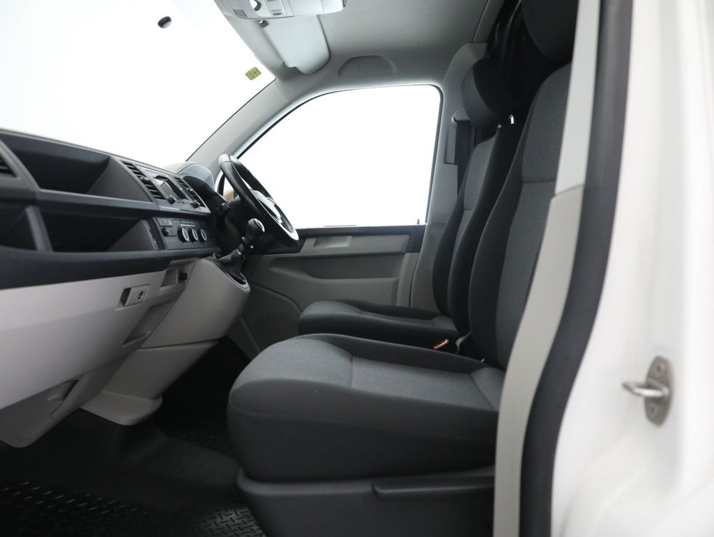 Used Volkswagen Transporter 2019 for sale - 77558057: Photo 36