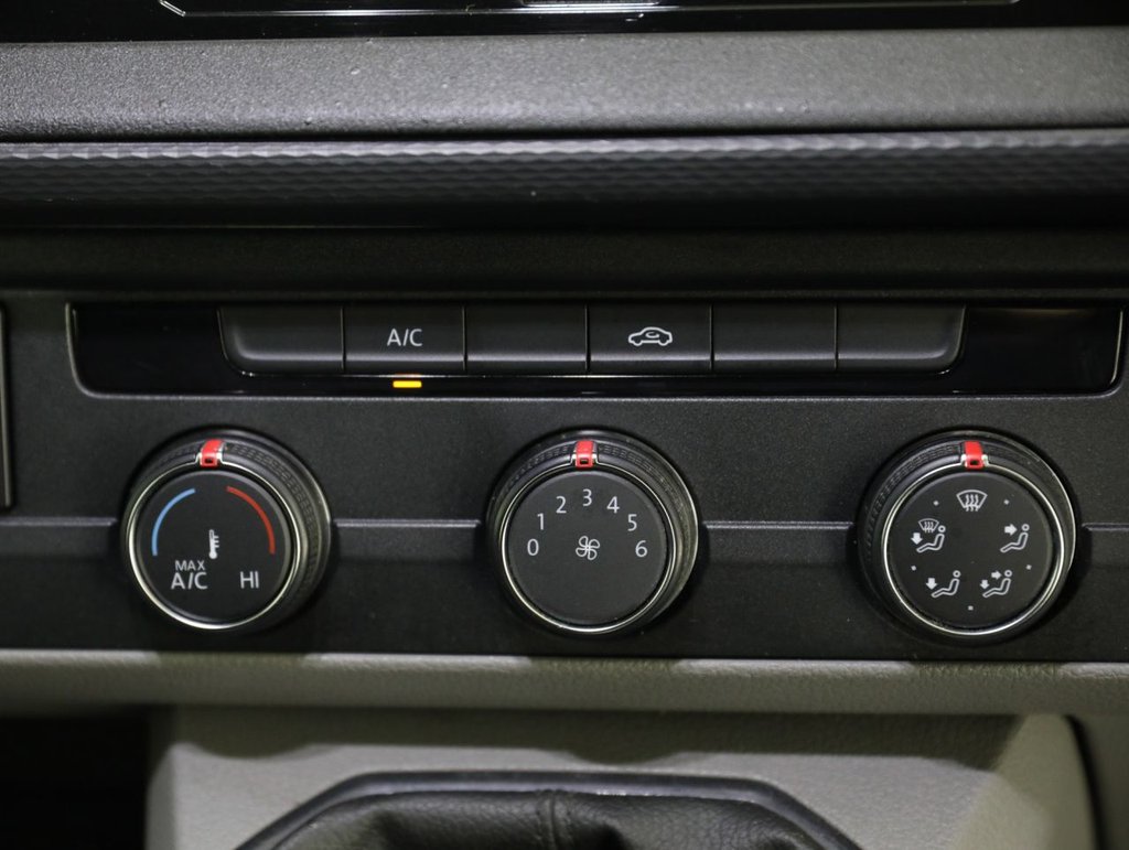 Used Volkswagen Transporter 2022 for sale - 77764735: Photo 28