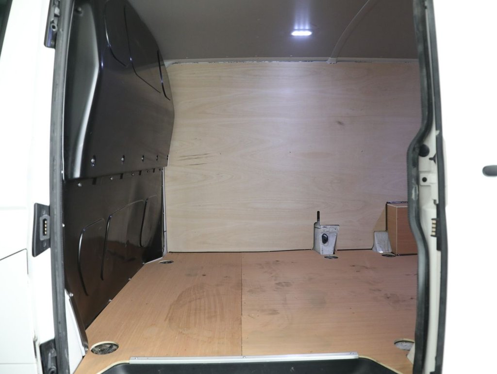 Used Volkswagen Transporter 2022 for sale - 77764735: Photo 37