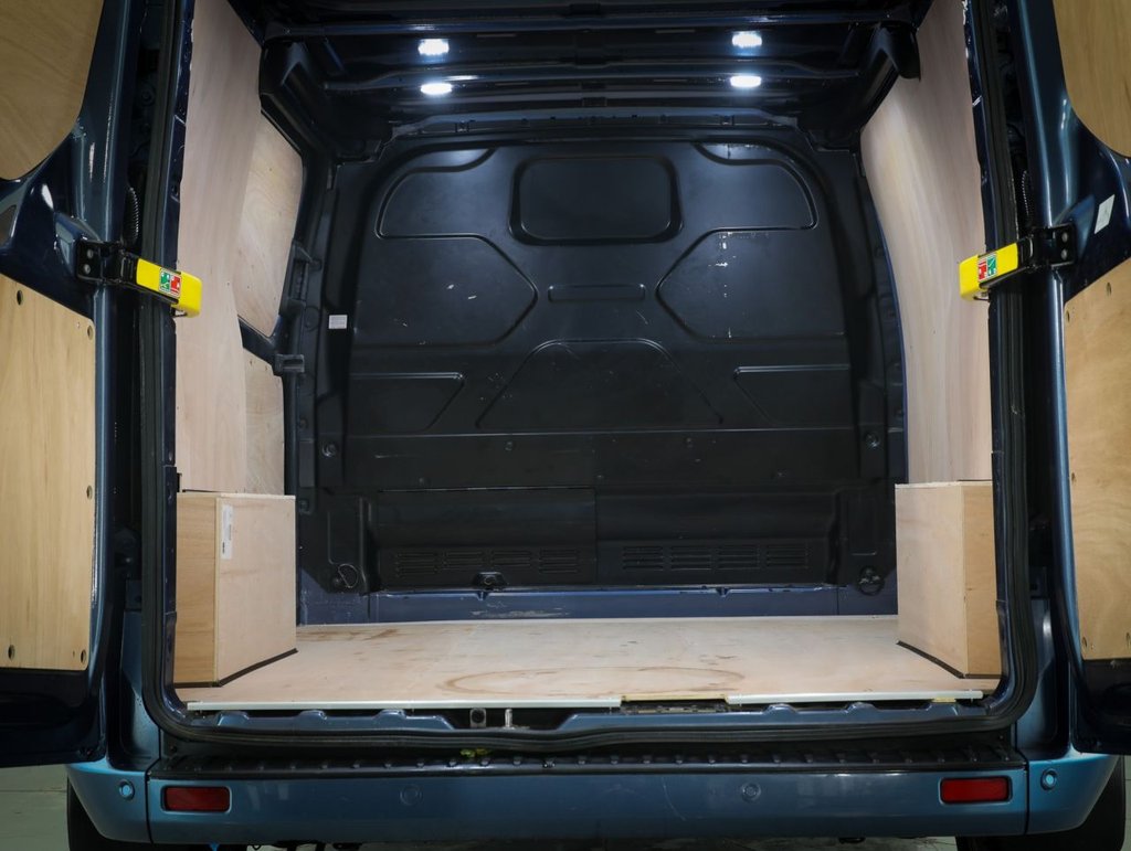 Used Ford Transit Custom 2022 for sale - 77551858: Photo 18