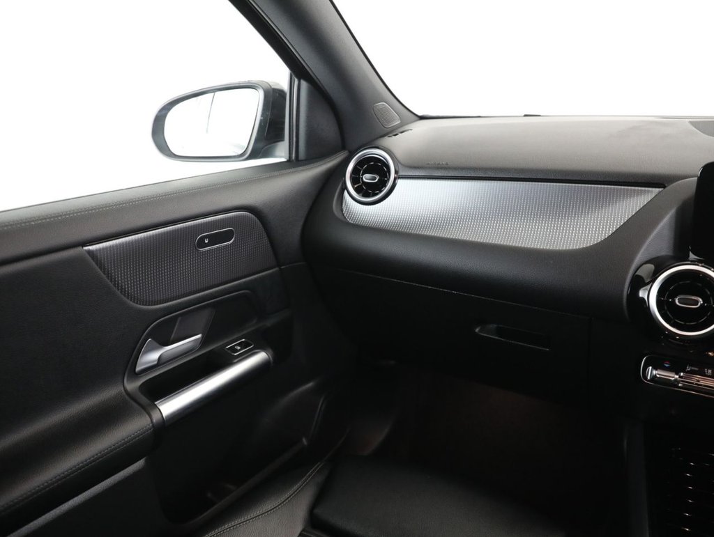 Used Mercedes-Benz GLA 2020 for sale - 77631643: Photo 37