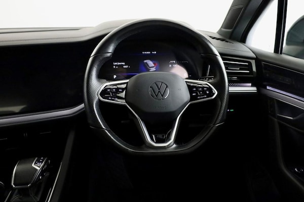 Used Volkswagen Touareg 2023 for sale - 76261435: Photo 33
