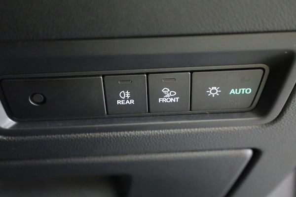 Used Volkswagen Touareg 2023 for sale - 76261435: Photo 39