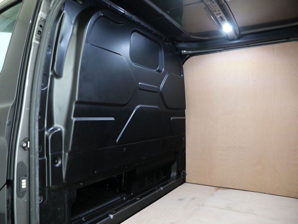 Used Ford Transit Custom 2020 for sale - 76410374: Photo 41