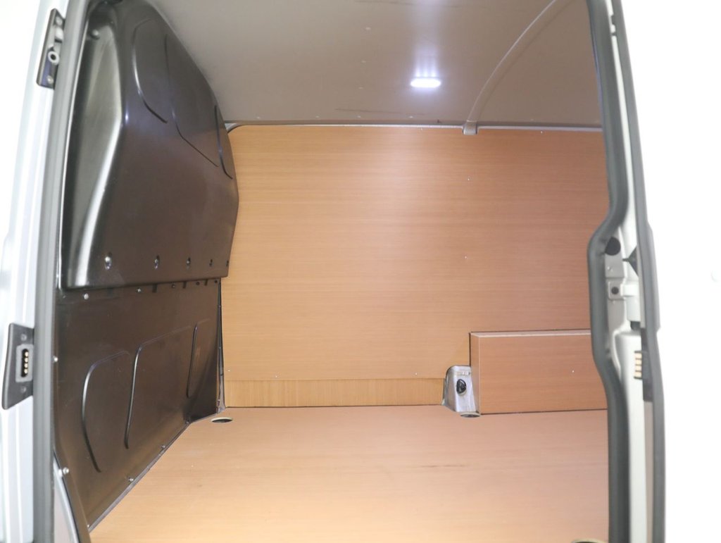 Used Volkswagen Transporter 2023 for sale - 78172517: Photo 39