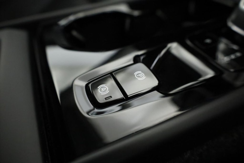 Used Volvo XC40 2020 for sale - 76754565: Photo 34