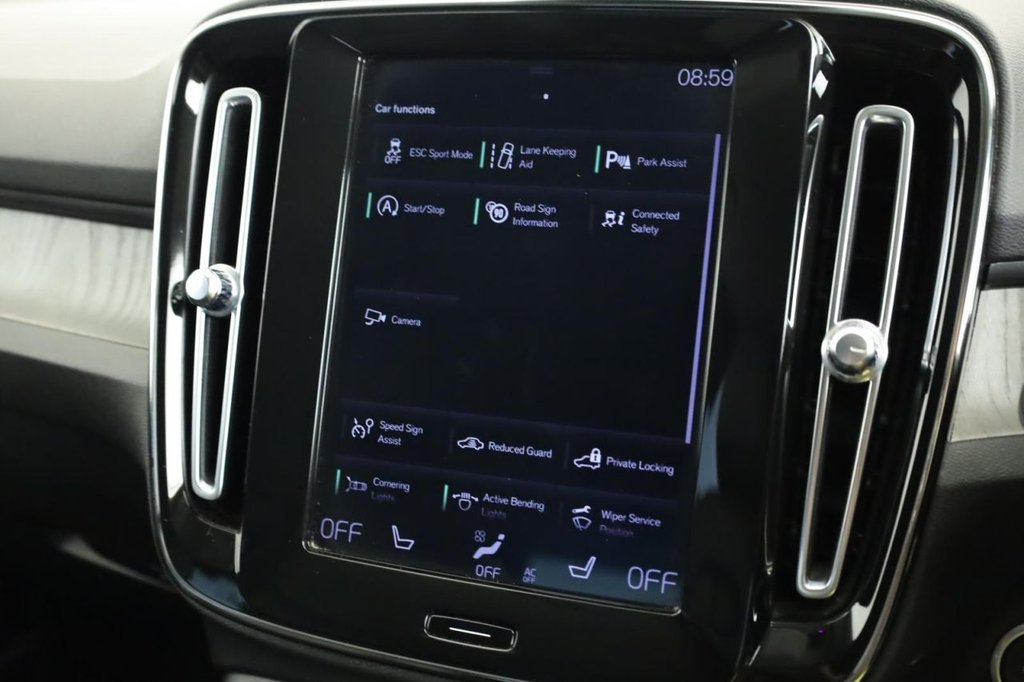 Used Volvo XC40 2020 for sale - 76754565: Photo 35