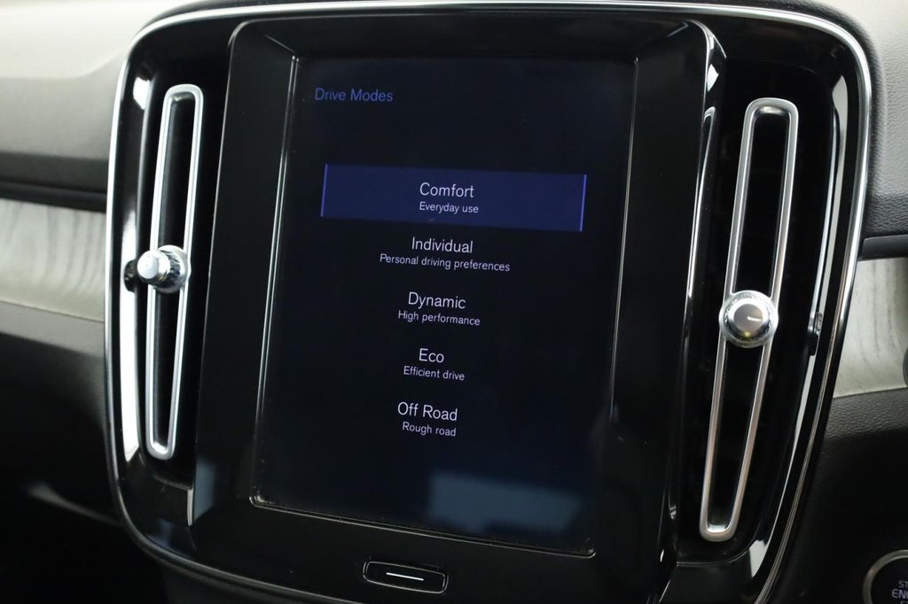 Used Volvo XC40 2020 for sale - 76754565: Photo 39