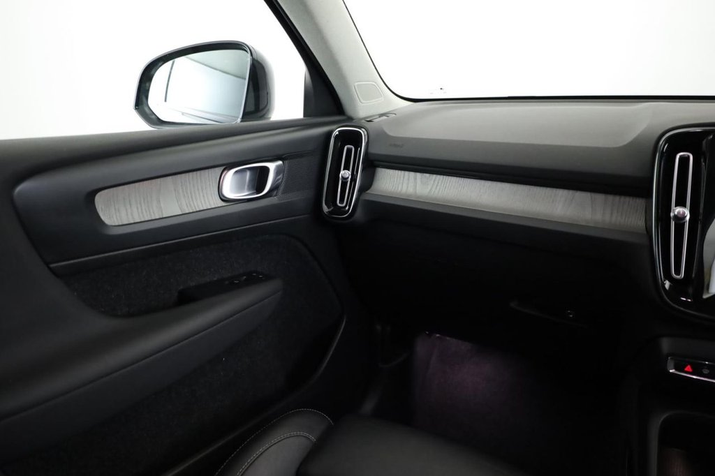 Used Volvo XC40 2020 for sale - 76754565: Photo 41