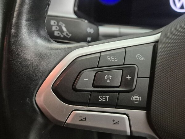 Used Volkswagen T-Roc 2022 for sale - 76229127: Photo 15