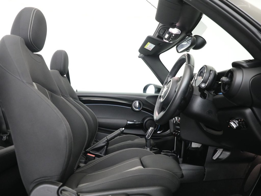 Used MINI Convertible 2021 for sale - 77927164: Photo 31