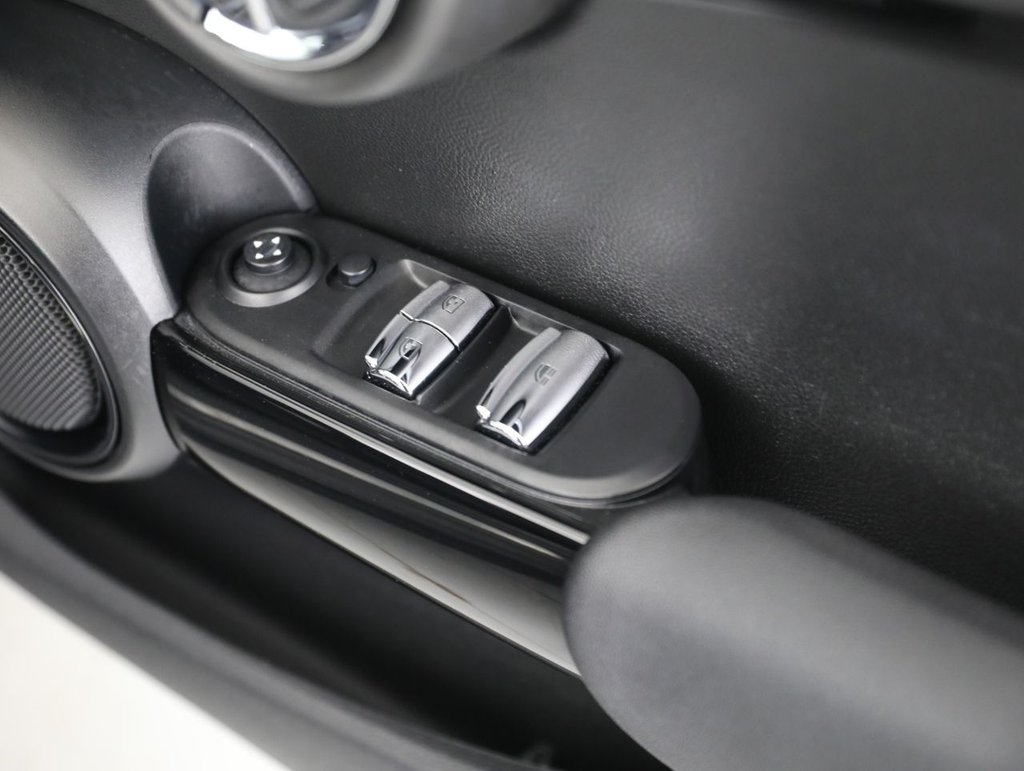 Used MINI Convertible 2021 for sale - 77927164: Photo 43