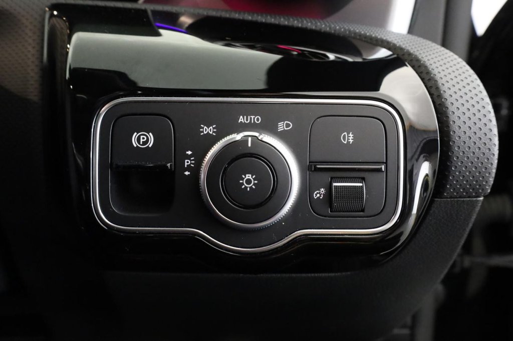 Used Mercedes-Benz CLA 2020 for sale - 76617227: Photo 37