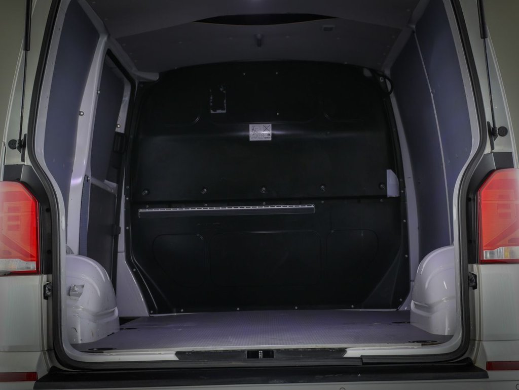 Used Volkswagen Transporter 2021 for sale - 77239322: Photo 18