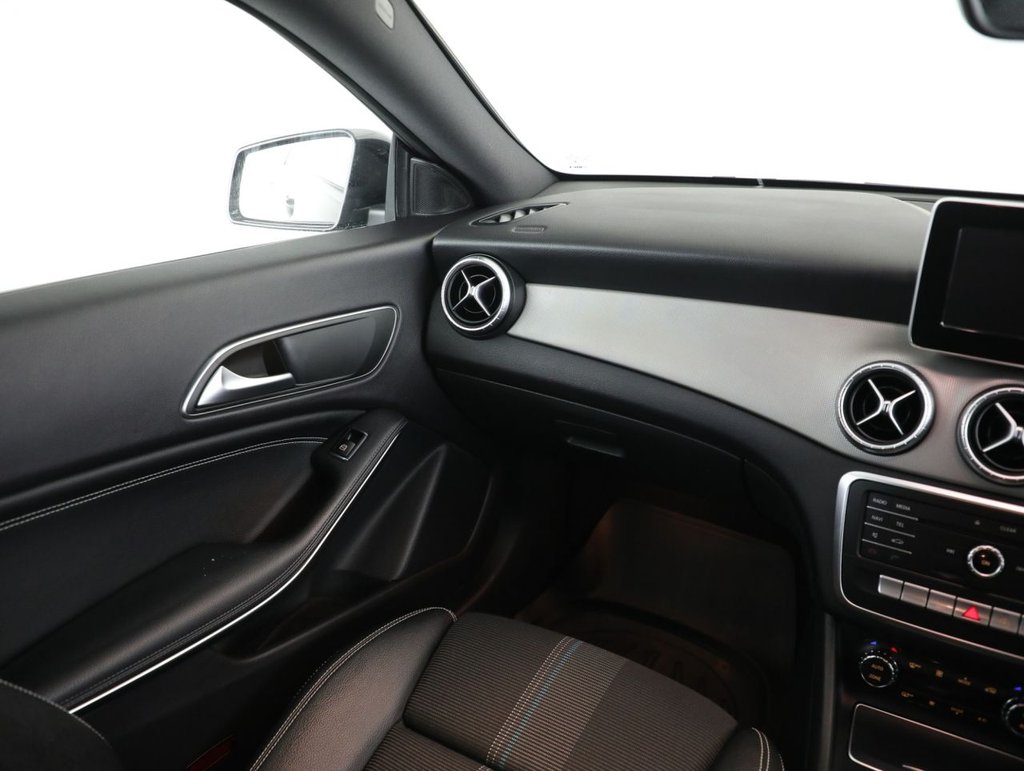 Used Mercedes-Benz CLA 2017 for sale - 77588343: Photo 35