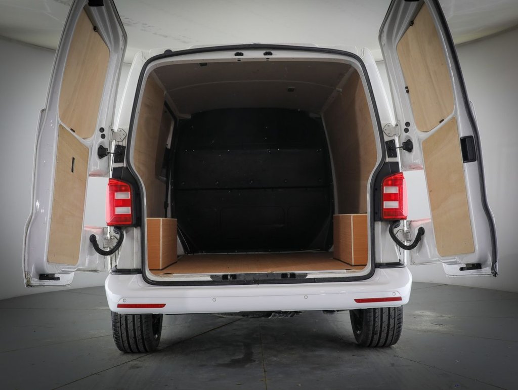 Used Volkswagen Transporter 2019 for sale - 77959787: Photo 14