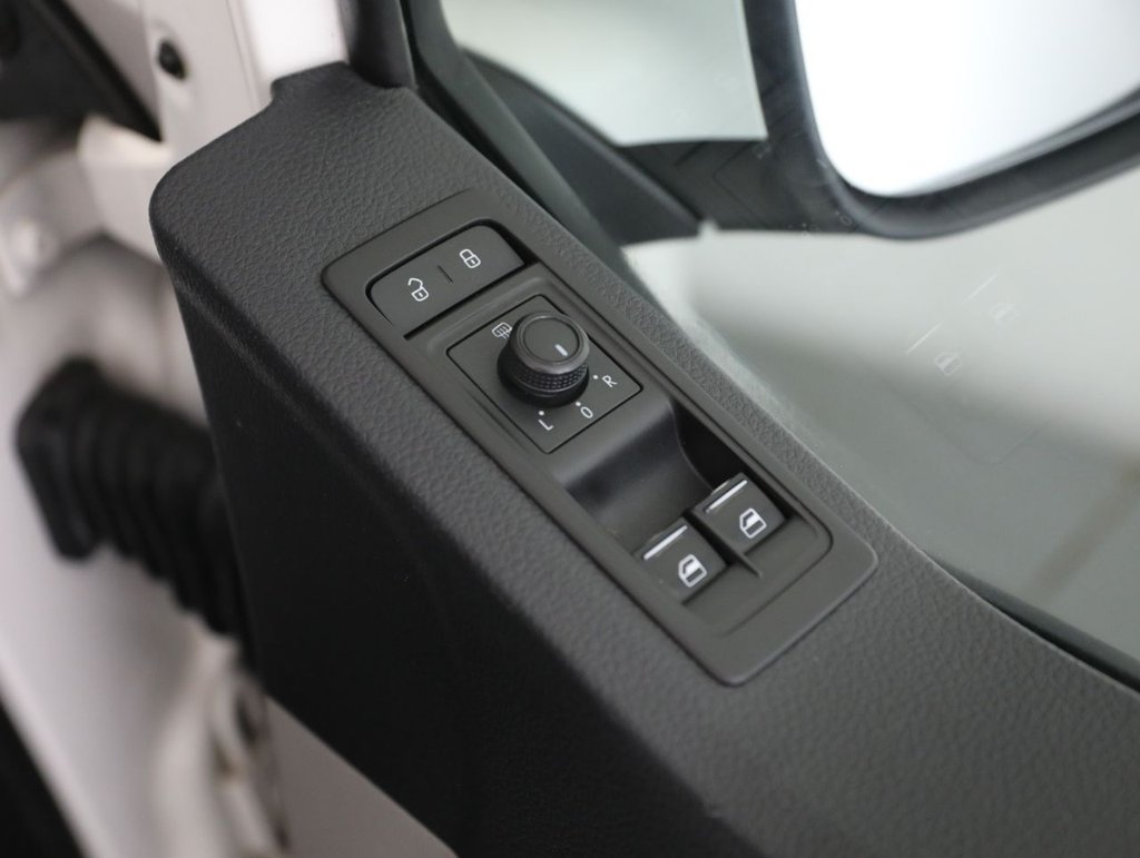 Used Volkswagen Transporter 2019 for sale - 77959787: Photo 25