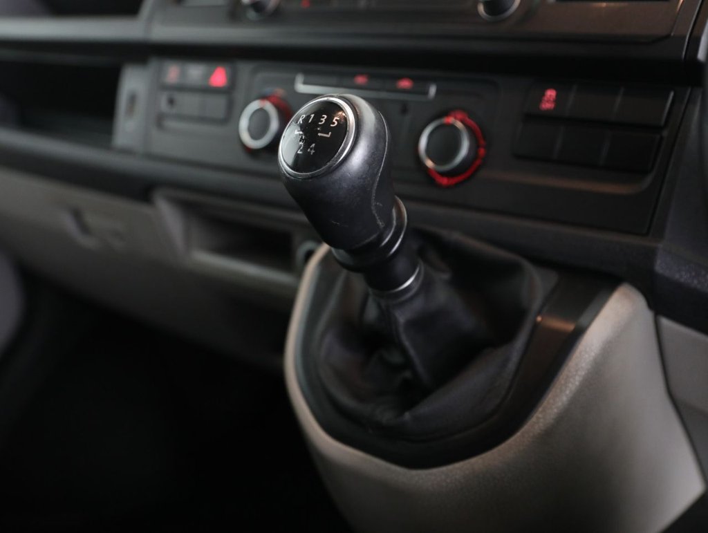 Used Volkswagen Transporter 2019 for sale - 77764843: Photo 23