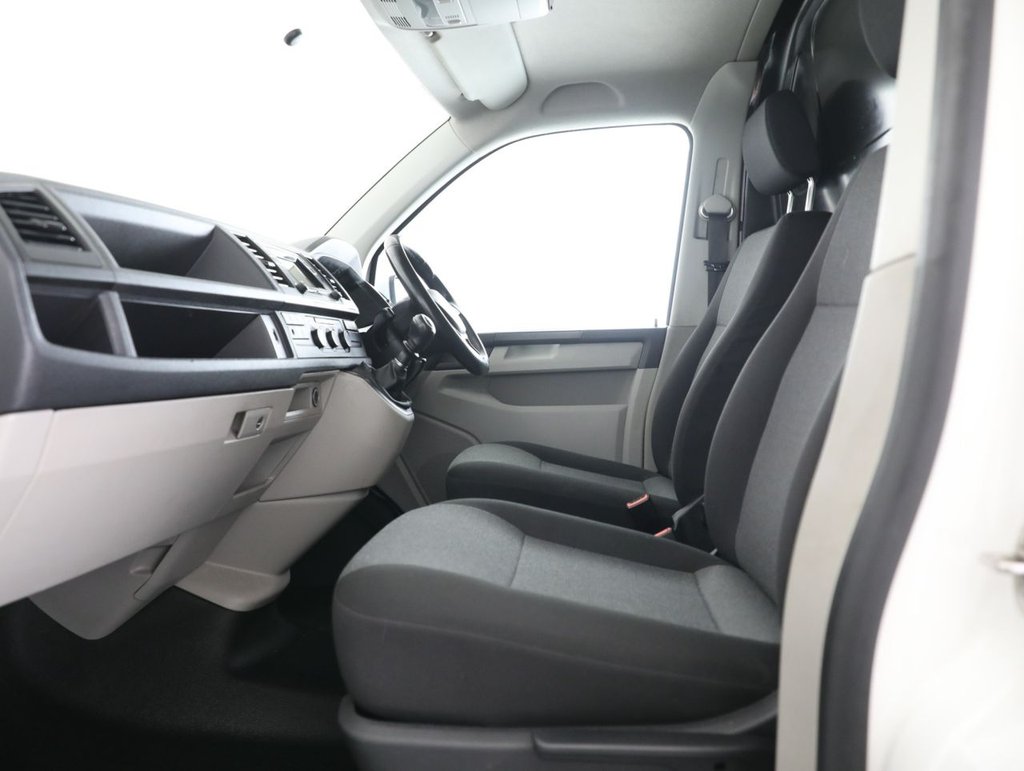 Used Volkswagen Transporter 2019 for sale - 77764843: Photo 35